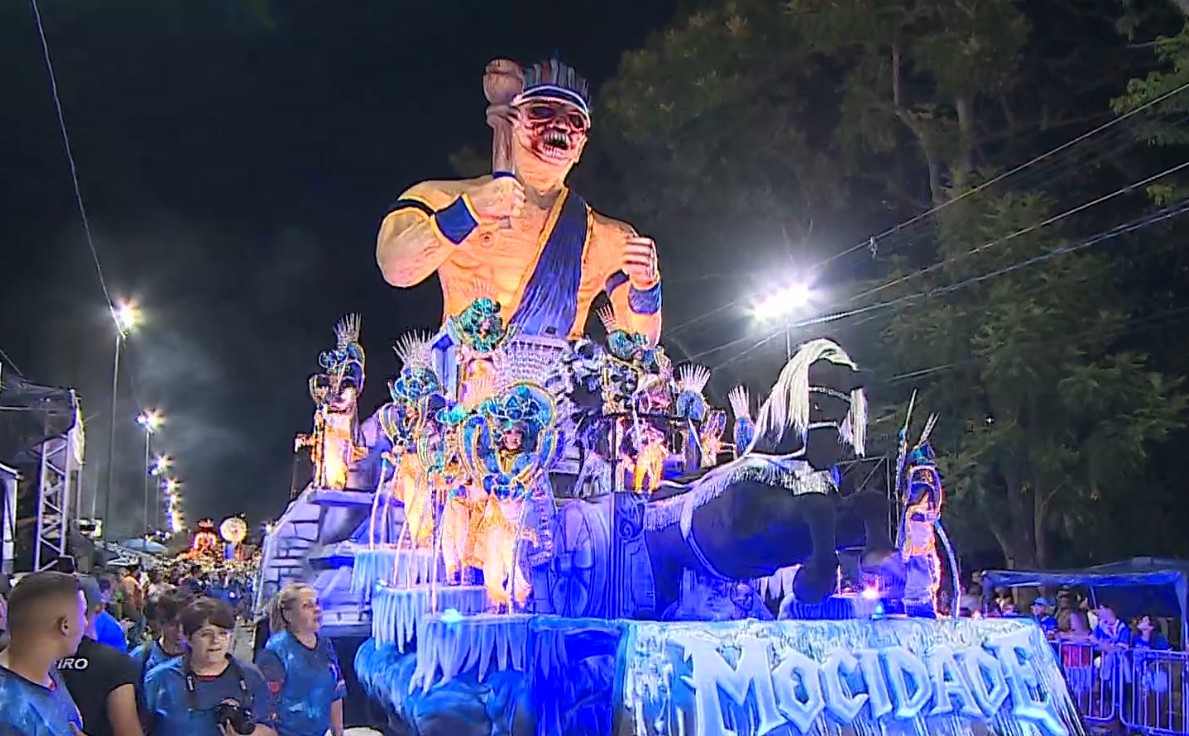 Mocidade Alegre do Pedregulho é a campeã do Carnaval de Guaratinguetá em 2026; veja notas de escolas