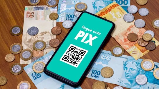 Novas regras facilitam pagar boletos com PIX e dão largada para juro menor  - Foto: (Getty Images via BBC)