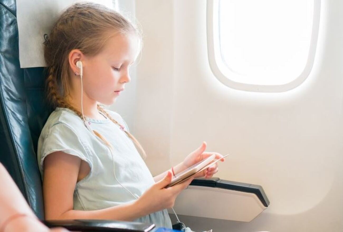 Cartórios emitem autorização online para viagens de crianças e adolescentes; veja como fazer