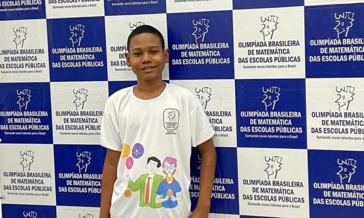 Estudante de escola pública na Bahia conquista medalha de ouro nacional na Obmep 2025