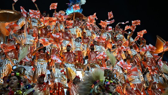 Campeã do carnaval do Rio, Viradouro ficou em primeiro lugar em todos os quesitos