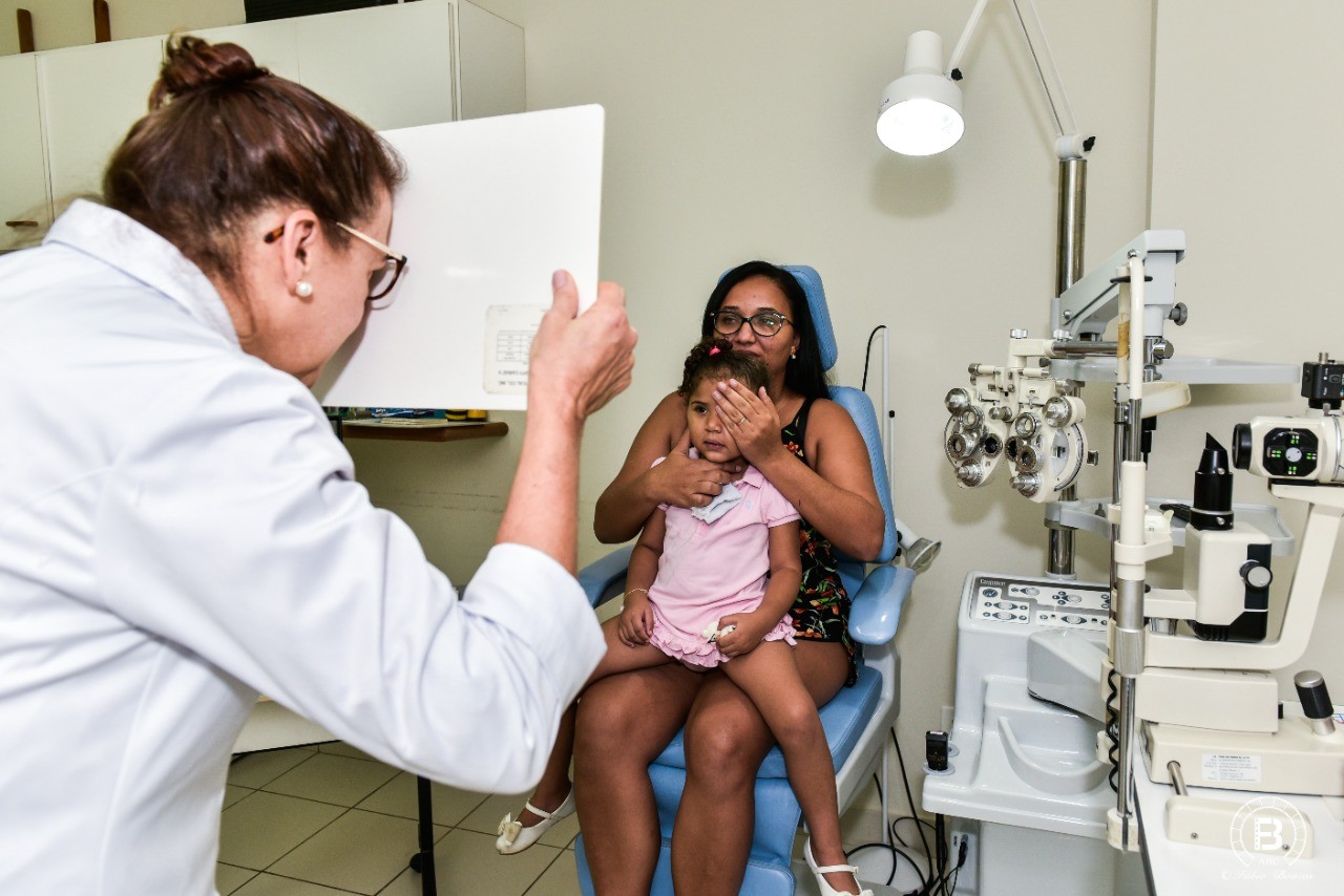 Atendimentos gratuitos contra câncer nos olhos em crianças serão oferecidos em Salvador; saiba como ter acesso