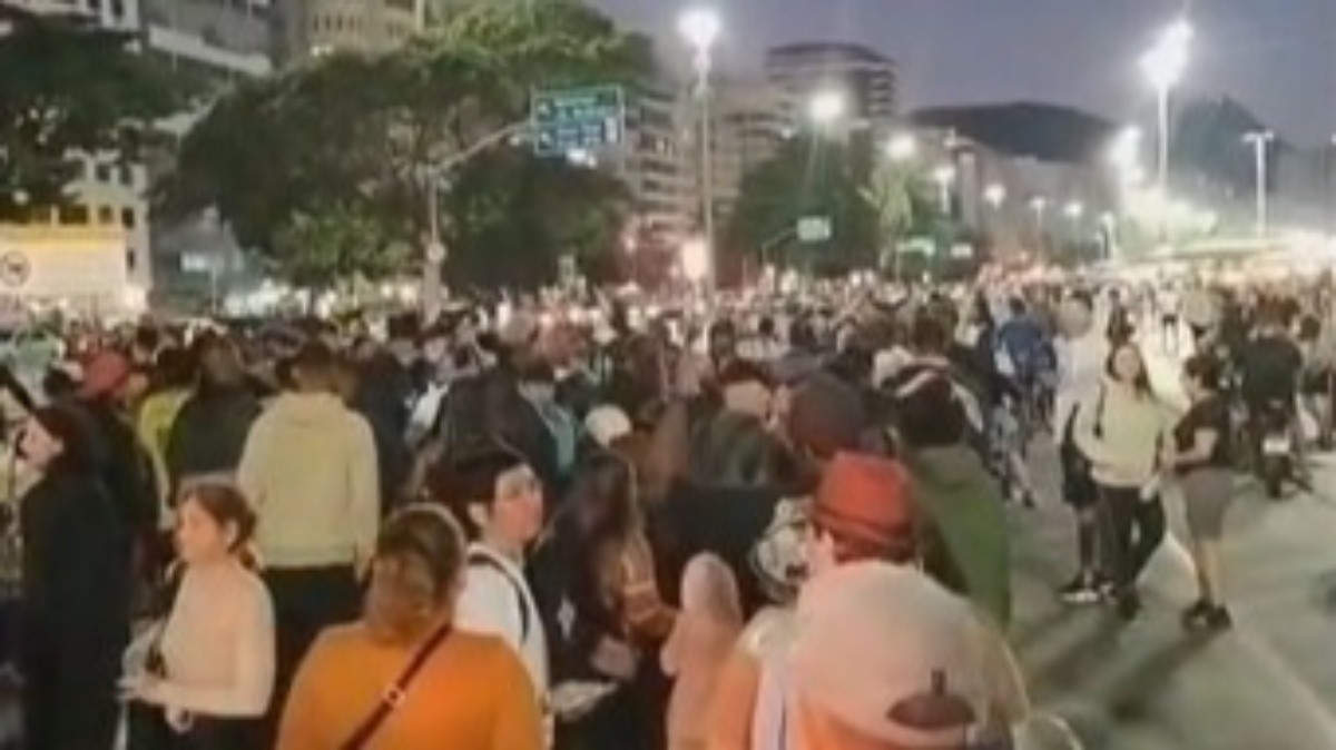 Operação Tolerância Zero: Ambulantes voltam a protestar em Copacabana