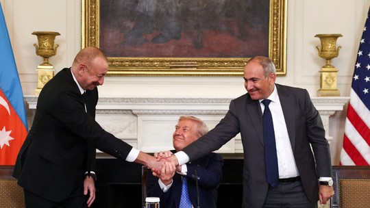 'Será o cemitério de mercenários de Trump': Irã ameaça bloquear corredor planejado pelos EUA em acordo de paz entre Azerbaijão e Armênia - Ameaça iraniana a construção de obra viária no sul da Armênia ocorreu um dia após o governo Trump intermediar acordo de paz entre os dois países da Ásia Central.