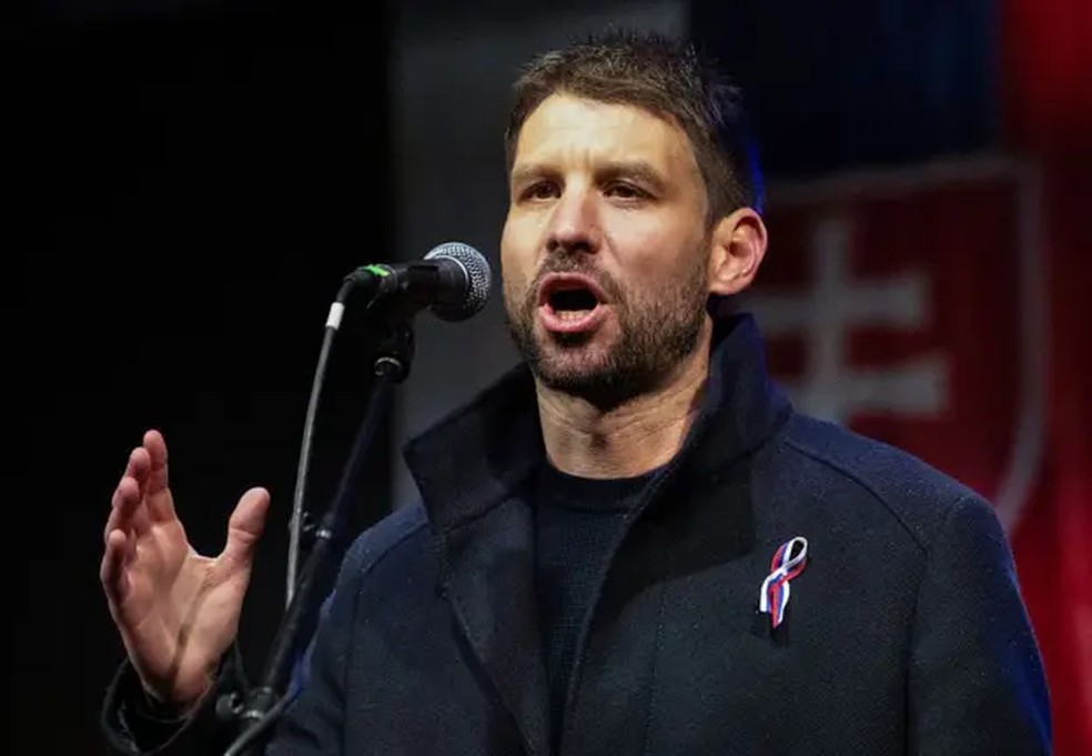 Michal Šimečka em novembro de 2025 — Foto: AFP via Getty Images/BBC