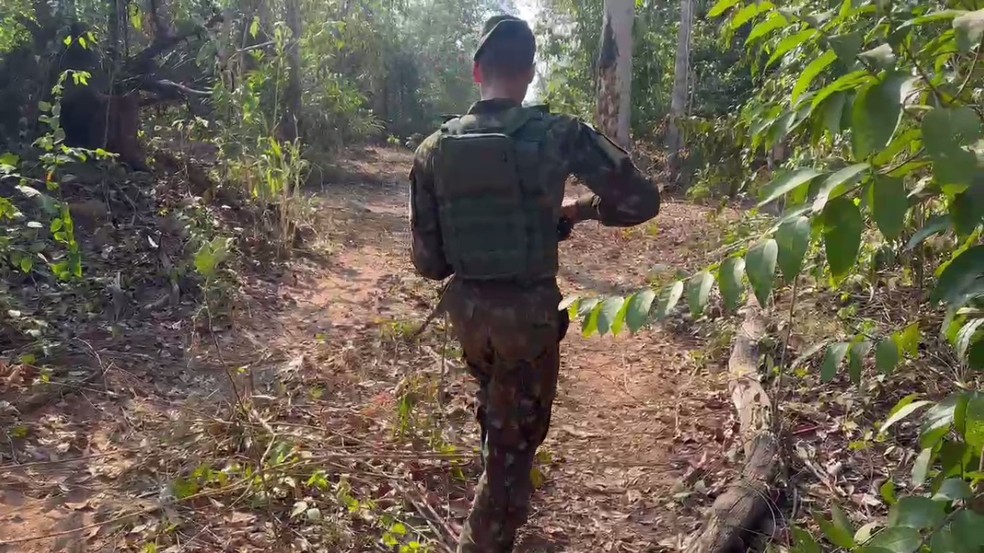 Exército faz operação em Terra Indígena — Foto: Rede Amazônica