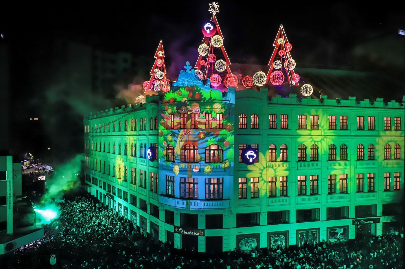 Natal do Palácio Avenida, em Curitiba, terá seis dias de espetáculo em 2026; veja datas