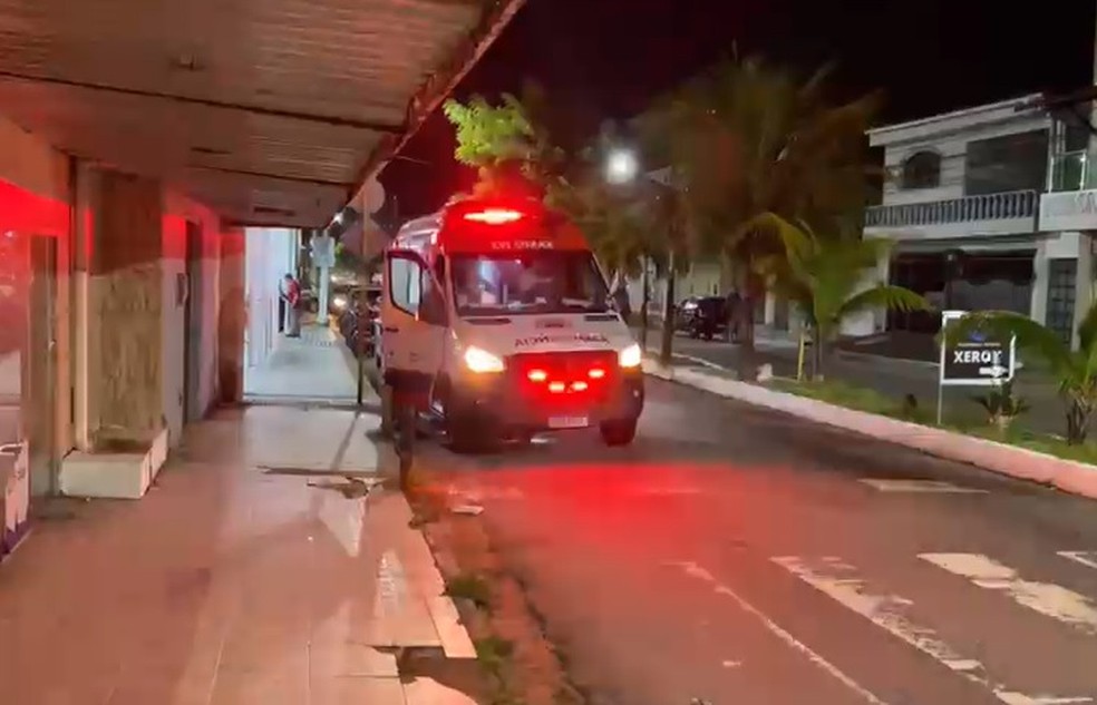 Motorista por aplicativo é baleado durante assalto — Foto: Daniel Pereira/Nova Parnamirim Notícias