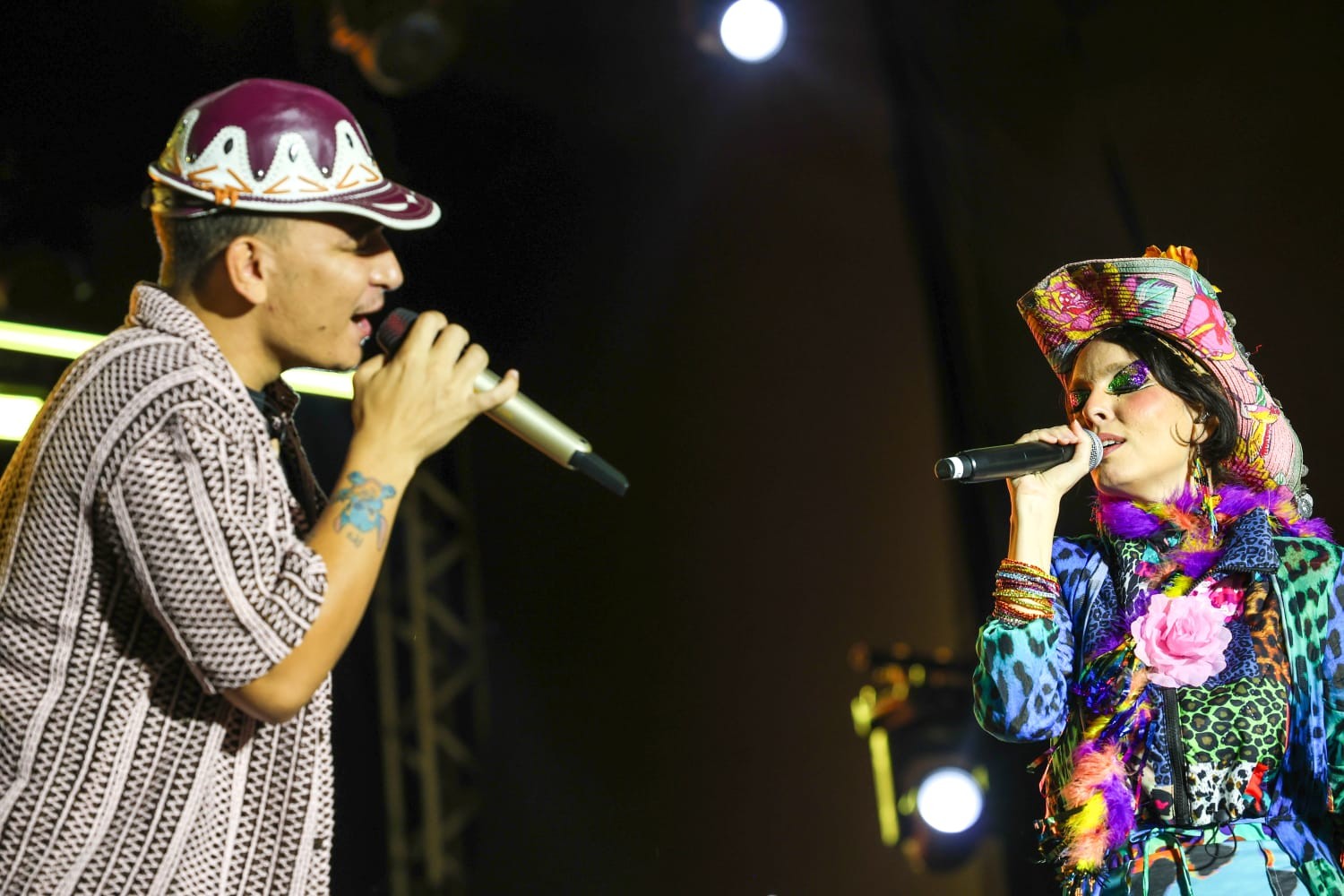 João Gomes nodigt Mãeana uit voor de eerste avond van het Bahia Winter Festival 2025 — Foto: Laécio Lacerda