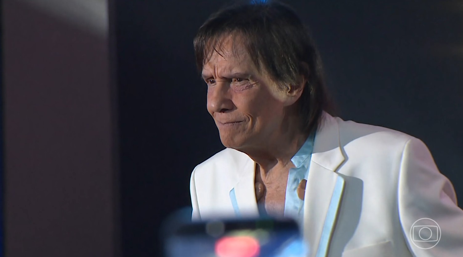 Roberto Carlos perde controle de Cadillac após veículo perder freio durante gravação de clipe em Gramado