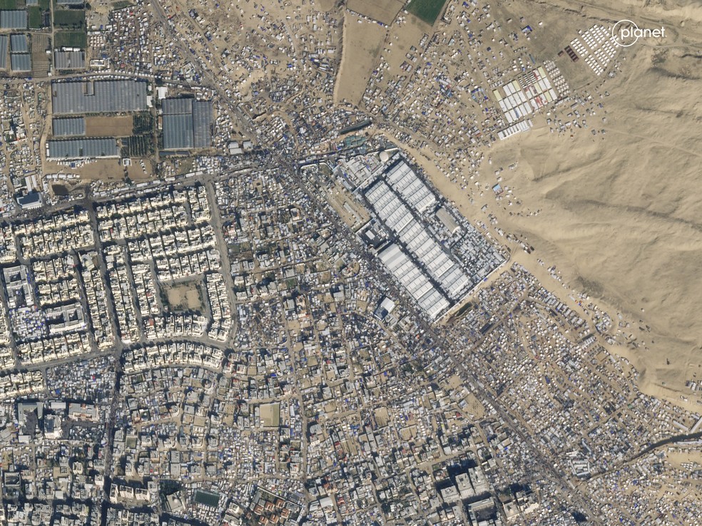 Imagem aérea da cidade de Rafah, no Egito, em 14 de janeiro de 2024. — Foto: Planet Labs PBC via AP