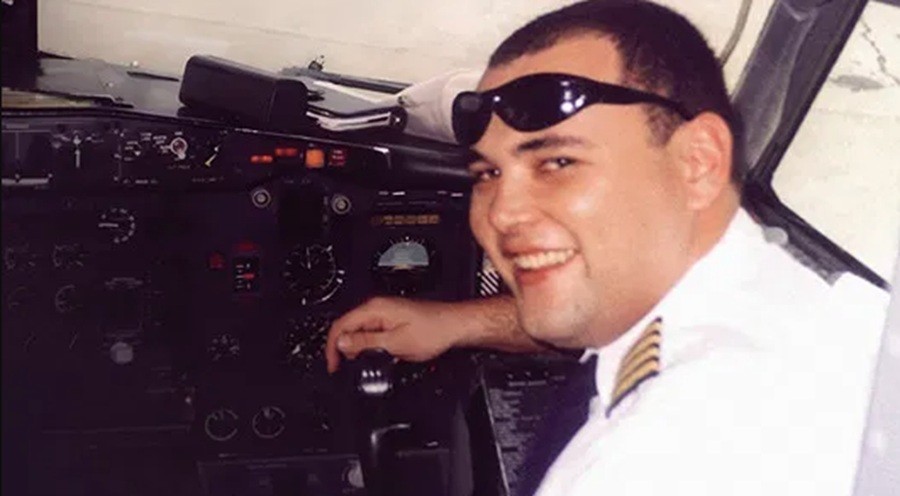 Repórter, dono de companhia aérea e até policial: relembre mentiras de Marcelo 'VIPs', considerado o maior golpista do Brasil