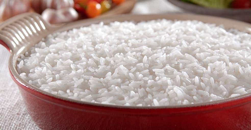 Mapa apreende mais de 10 mil quilos de arroz fraudado. — Foto: Divulgação / Arroz Meu Biju