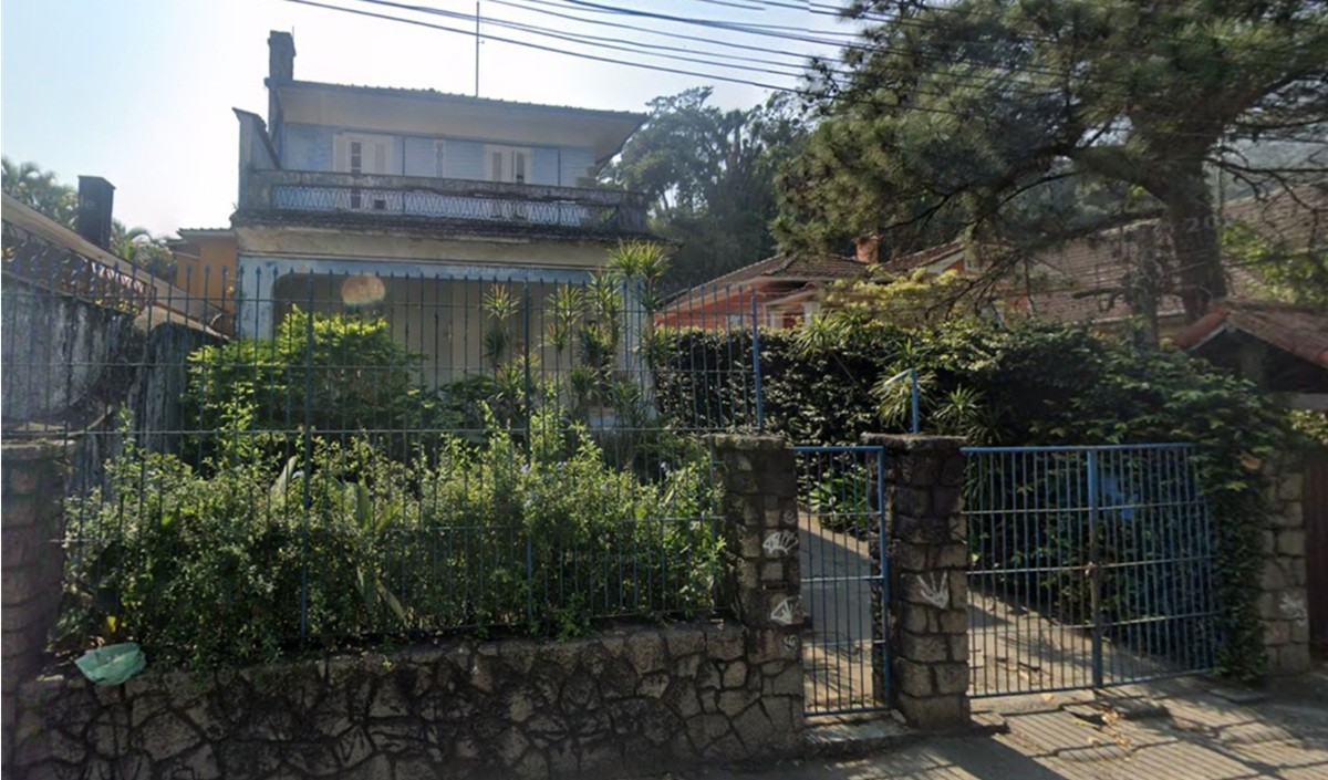 Após decisão da justiça, Polícia Civil vistoria imóvel para futura Deam em Petrópolis