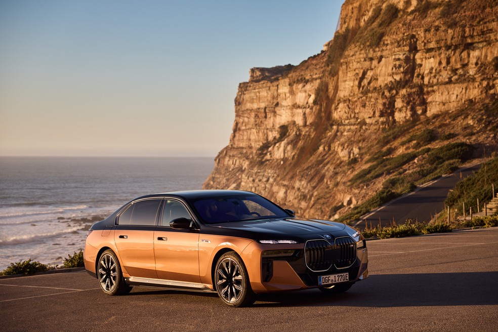 BMW i7 — Foto: Divulgação | BMW