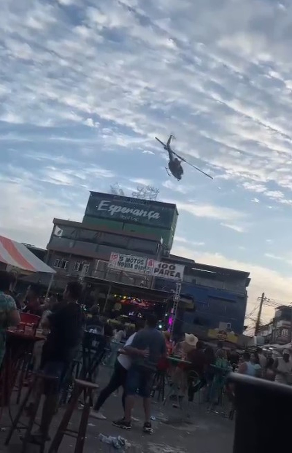 Forró acontecia no Parque União no momento da chegada da polícia — Foto: Reprodução