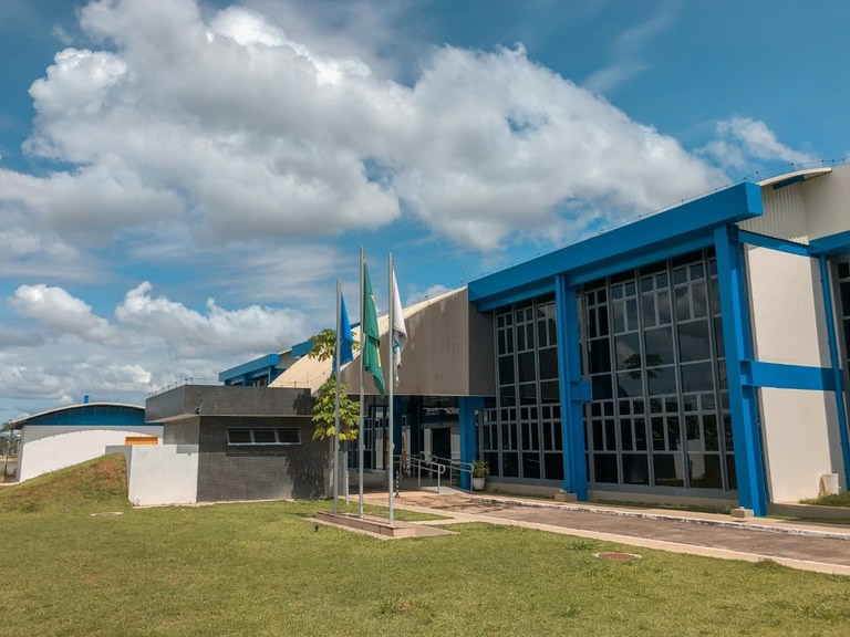 Justiça manda Anac regulamentar descontos para acompanhantes de passageiros com necessidade de assistência especial