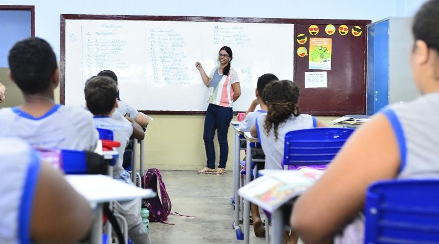 Vila Velha abre processo seletivo com salário de até R$ 4,7 mil; saiba como participar