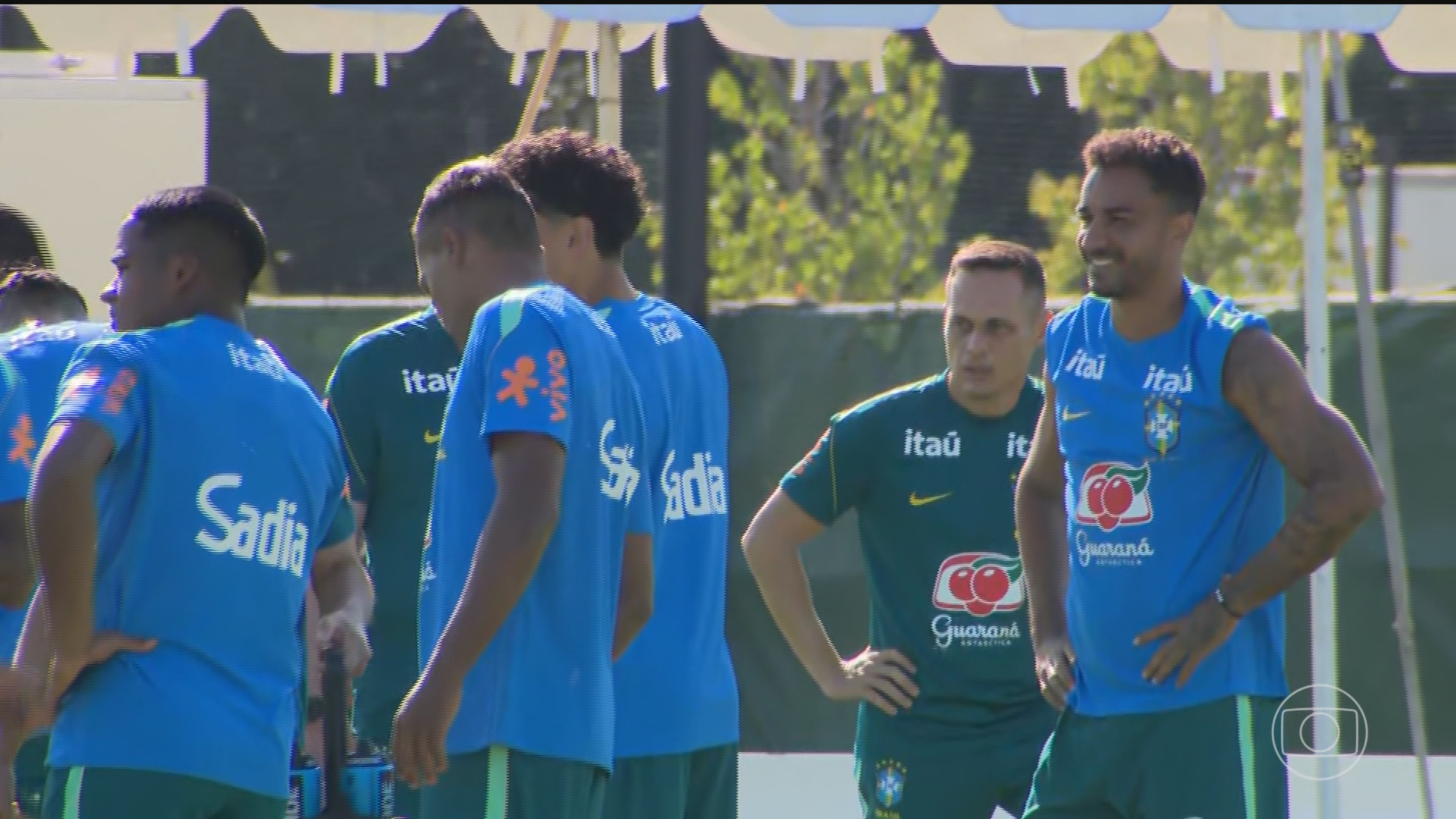 Com lesão e corte de Wesley, Seleção Brasileira vo