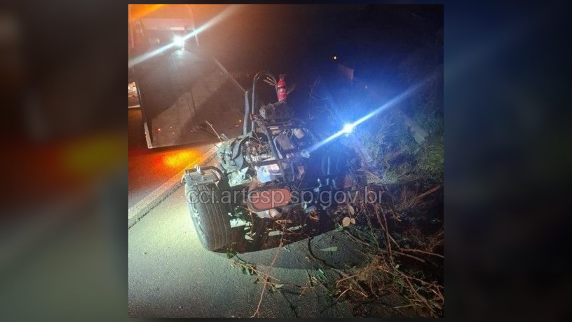 Homem morre após bater triciclo na traseira de carro na rodovia João Leme dos Santos em Pilar do Sul
