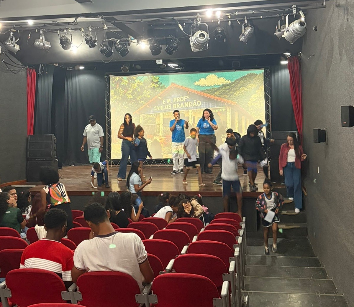Maior festival de cinema escolar do Brasil reúne 184 filmes em Cachoeiras de Macacu