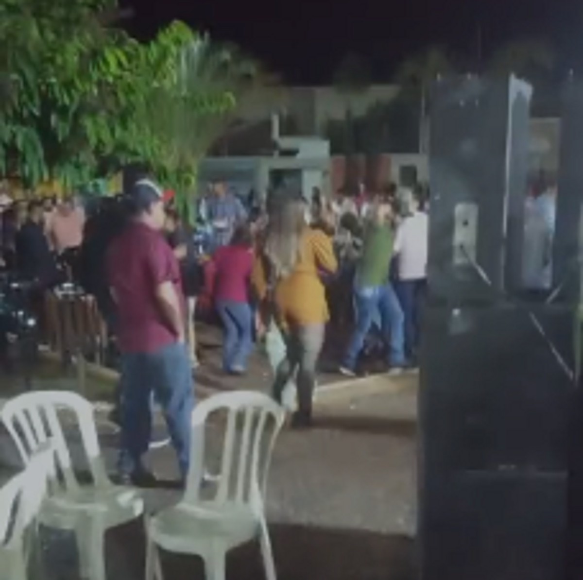 Policial aposentado mata atual da ex-companheira e fere mulher a tiros durante festa junina em MG 