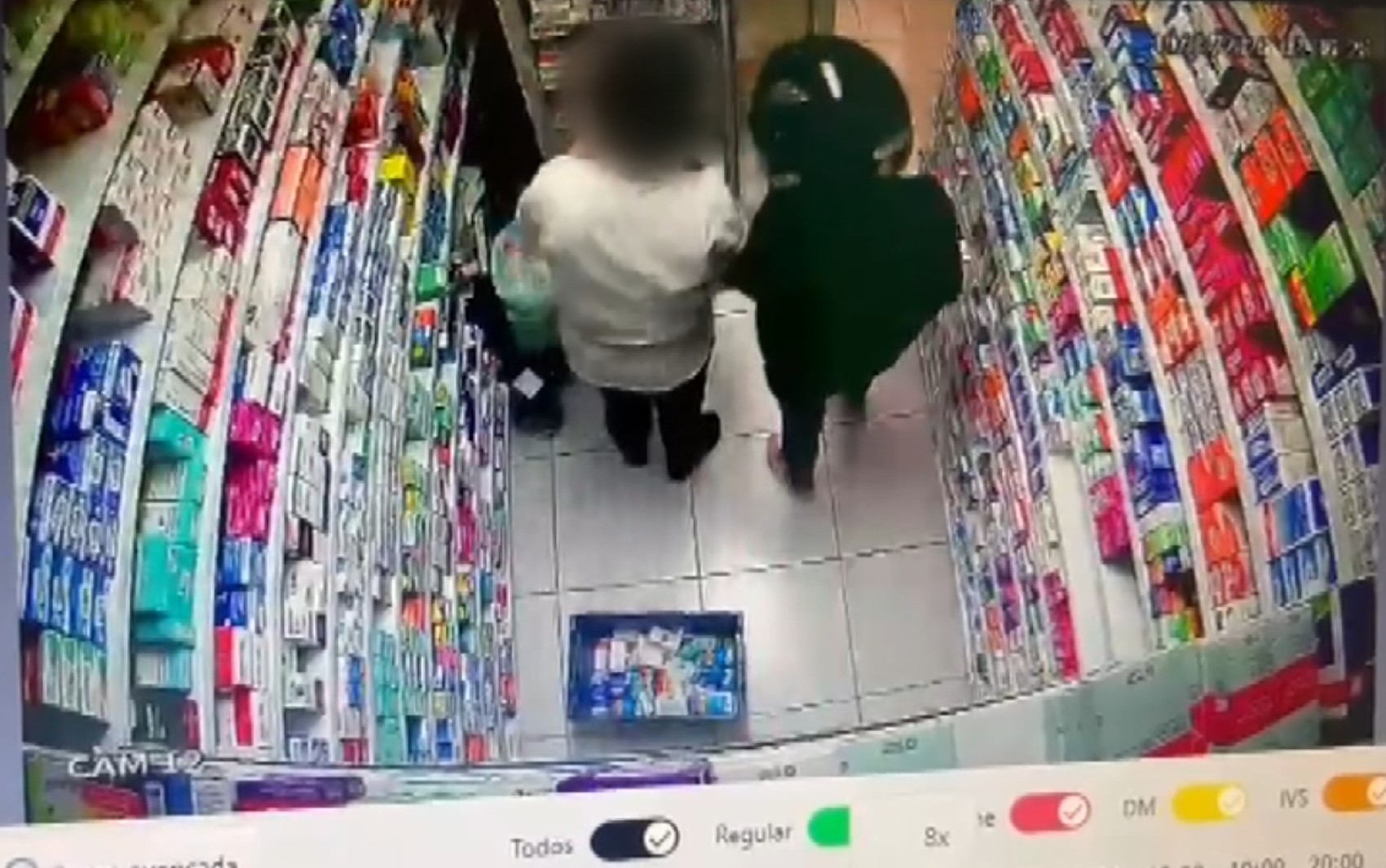 Casal invade farmácia, rende funcionários e rouba canetas emagrecedoras em Franca, SP