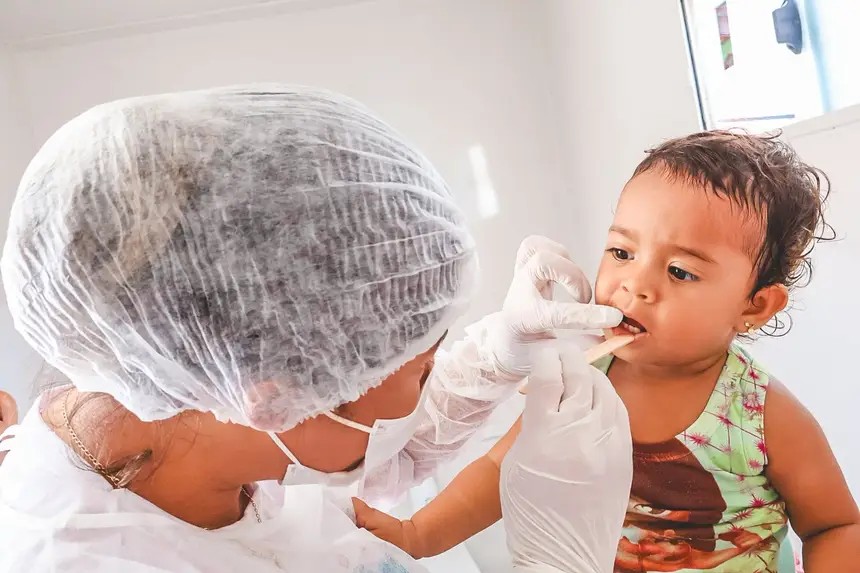 Moradores do Mucajá recebem atendimento odontológico gratuito em Macapá; saiba como participar
