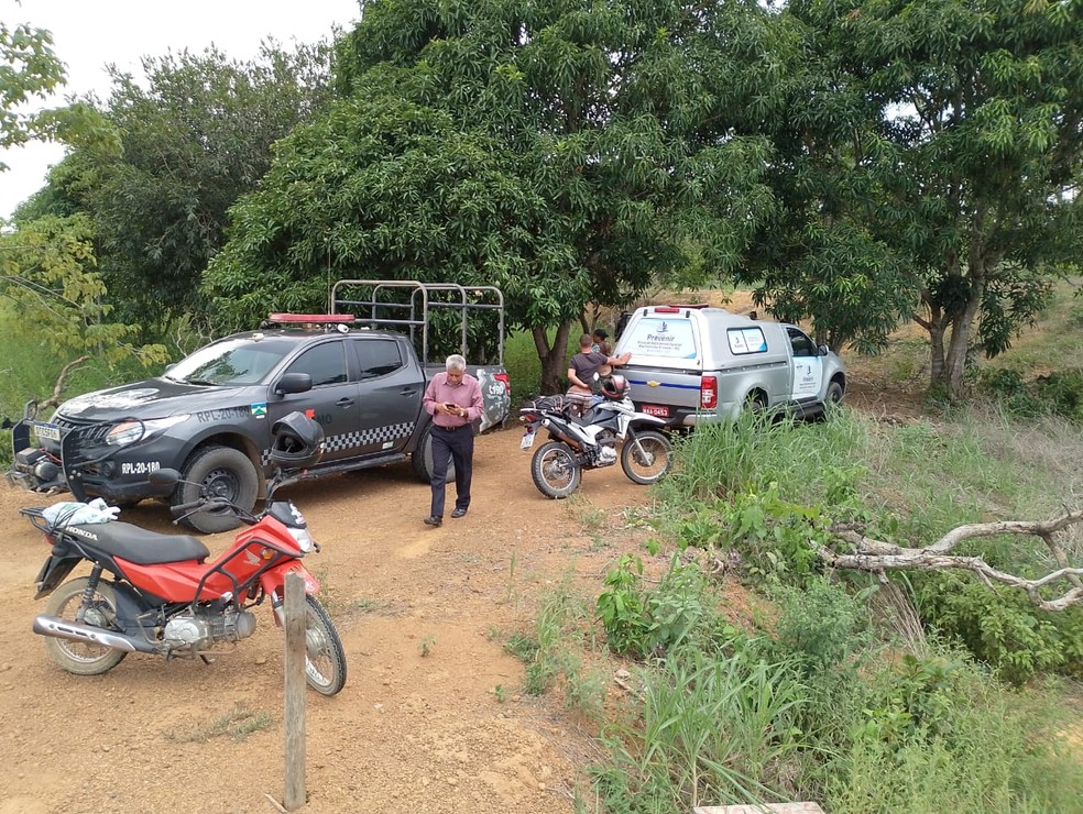 Pai e mãe de suspeito de roubo são mortos em Machadinho D'Oeste, RO; filho está desaparecido — Foto: Reprodução/ redes sociais