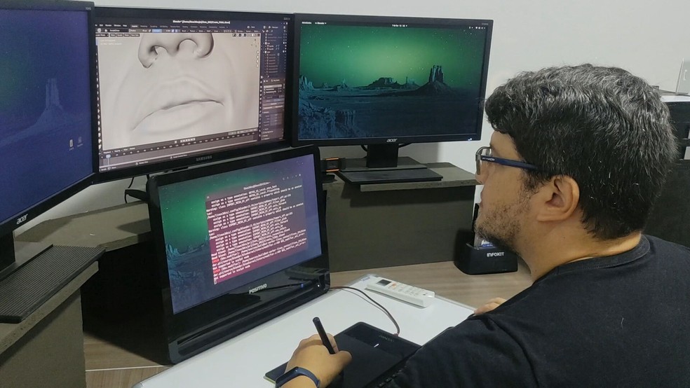 Cícero Moraes reconstrói faces virtualmente — Foto: Reprodução