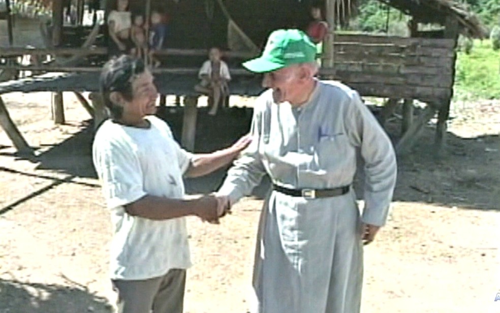 Padre Paolino Baldassari era conhecido por trabalhar com comunidades tradicionais no interior do Acre — Foto: Reprodução/Rede Amazônica Acre