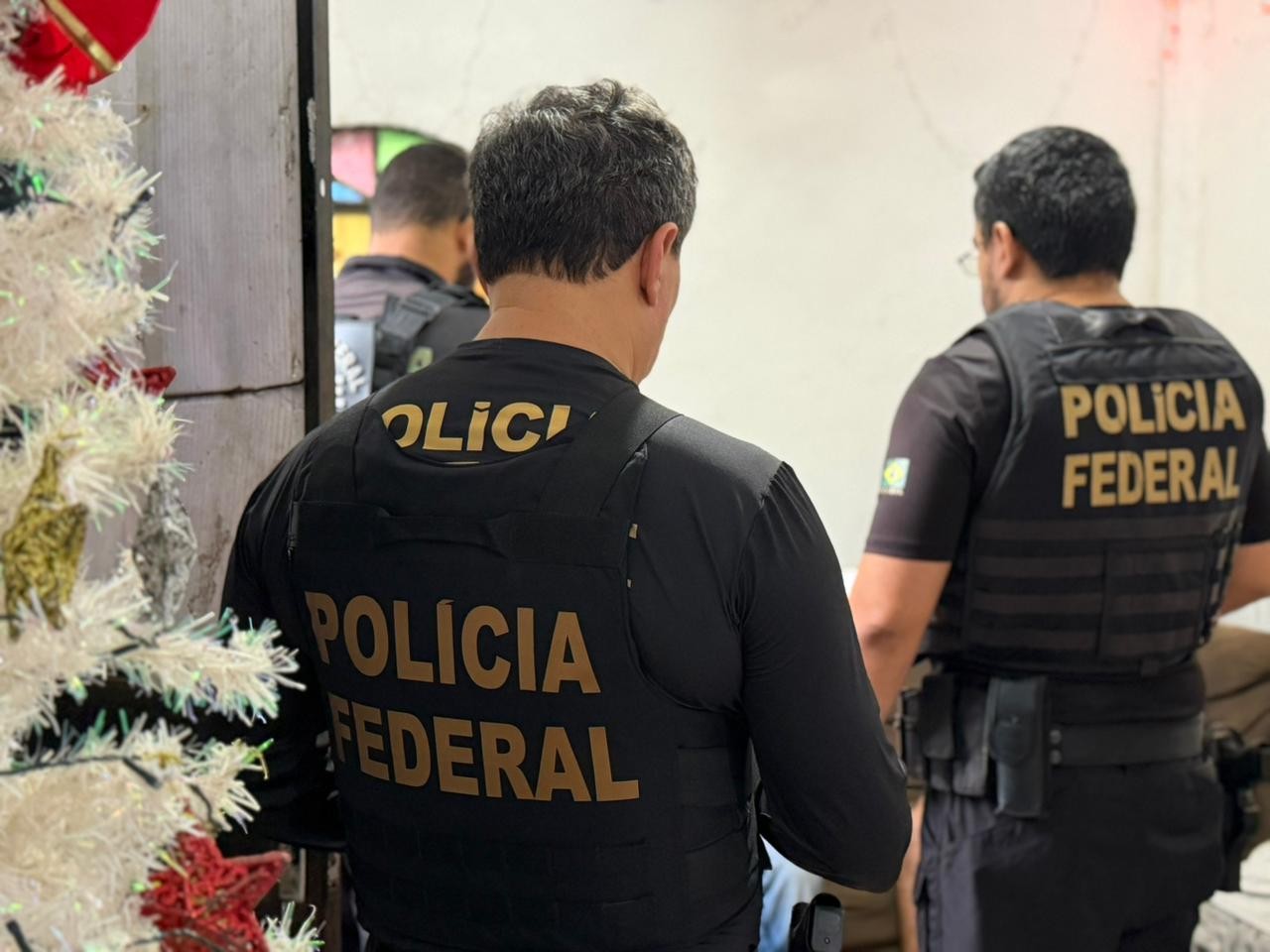 Operação da PF: animador de festa é preso suspeito de armazenar pornografia infantil no AM