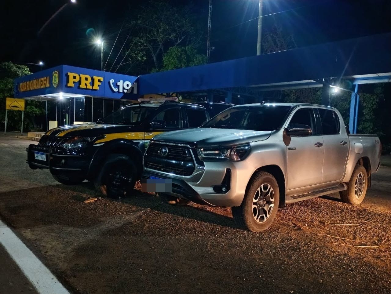 Dono de caminhonete furtada que recebeu ligação da PRF, recupera veículo em delegacia: 'Muito prazeroso'