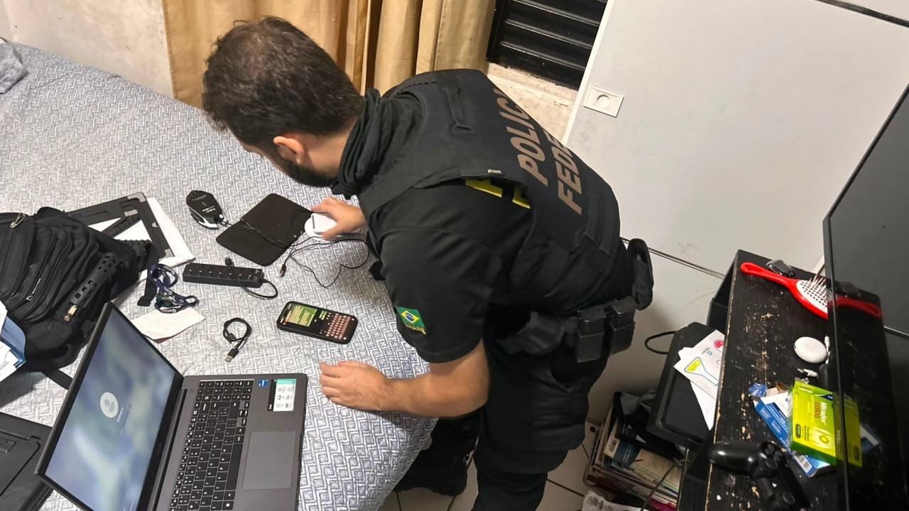 PF faz operação contra grupo suspeito de explorar 50 trabalhadores e causar dano ambiental de R$ 179 milhões no AM
