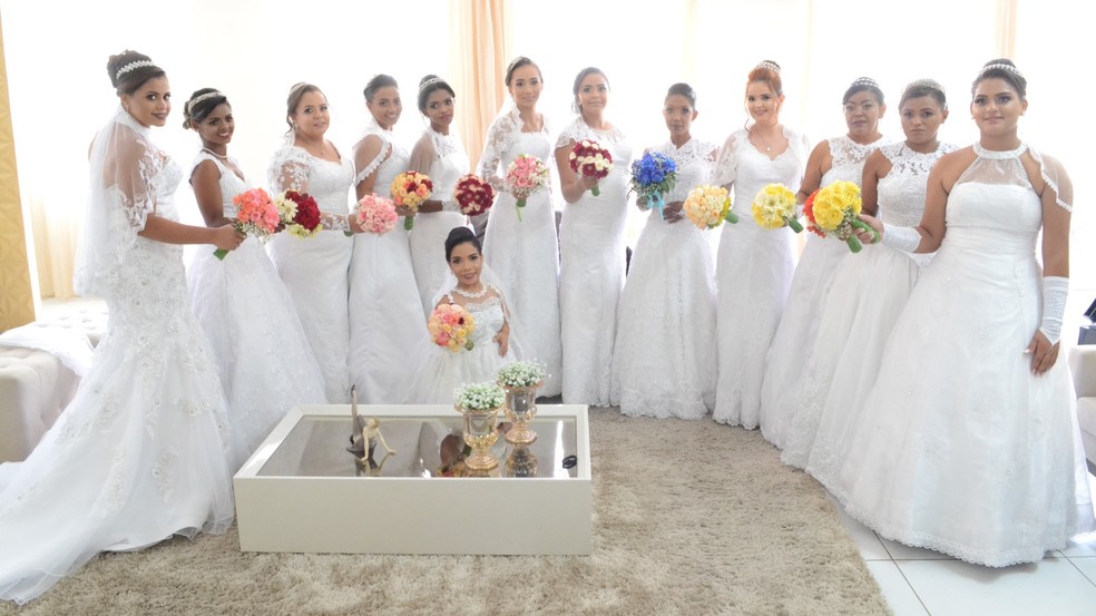 Em Barbalha, o casamento coletivo acontece um domingo após o cortejo do pau da bandeira — Foto: Escola de Saberes de Barbalha/Divulgação