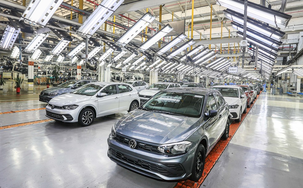Linha de montagem da fábrica da Volkswagen em Taubaté (SP) — Foto: divulgação/Volkswagen