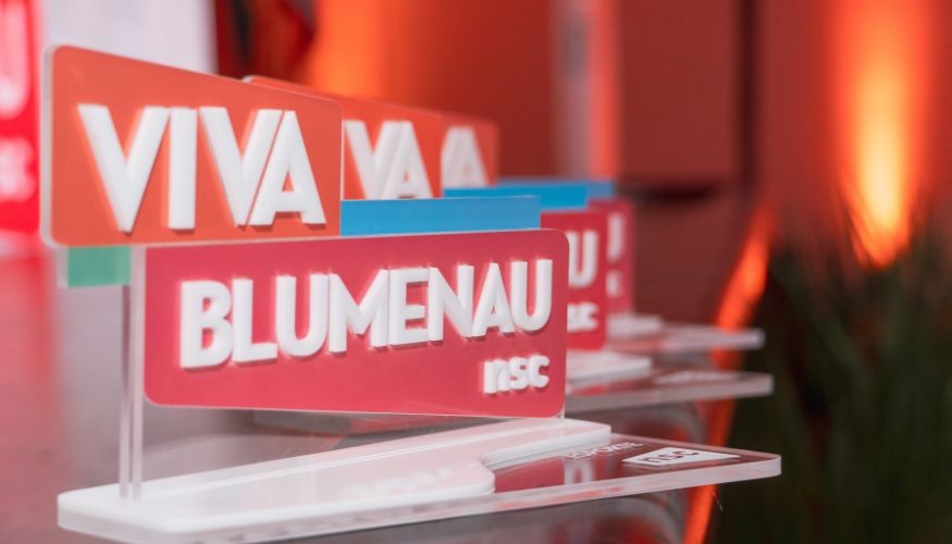 Prêmio Viva Blumenau 2025: conheça os finalistas e vote nas oito categorias