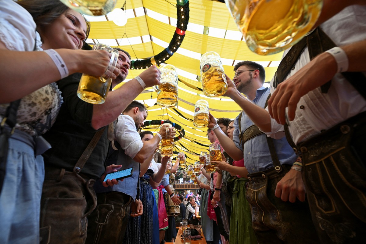 PHOTOS: 188th Oktoberfest begins in Munich with 6 million people expected
