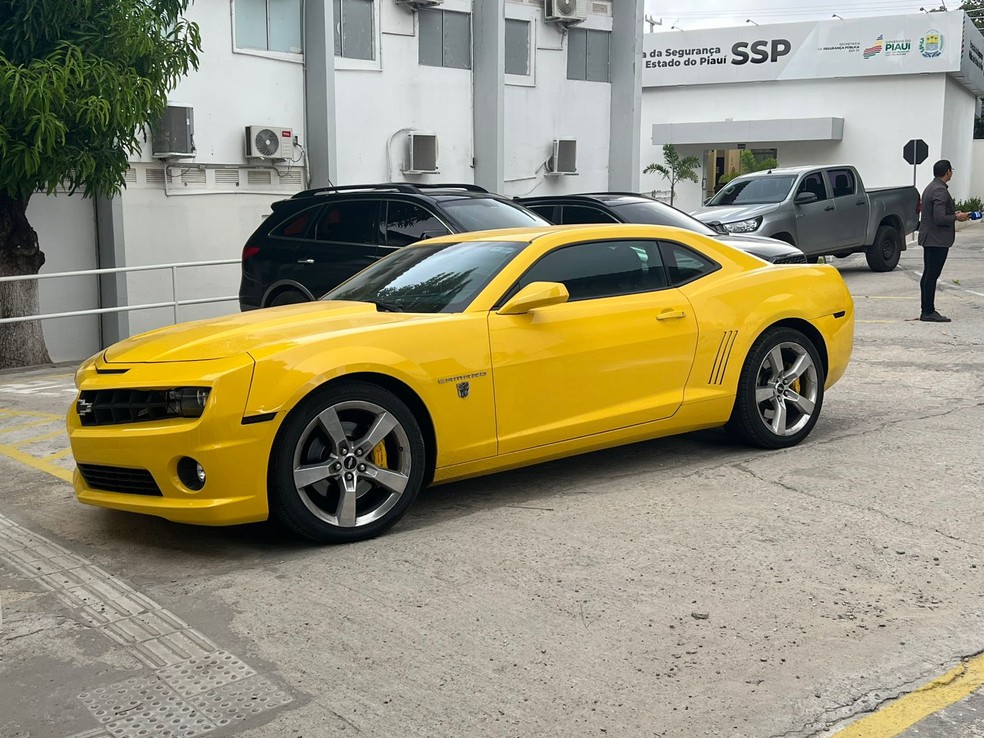 Advogados são alvo de operação no PI e MA; polícia apreende veículos de luxo — Foto: Ravi Marques/TV Clube