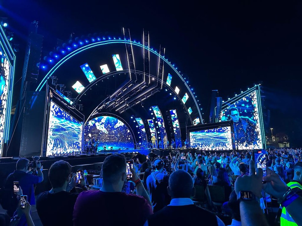 Dupla fez o público relembrar de hits e conhecer novas músicas. — Foto: José Câmara/g1