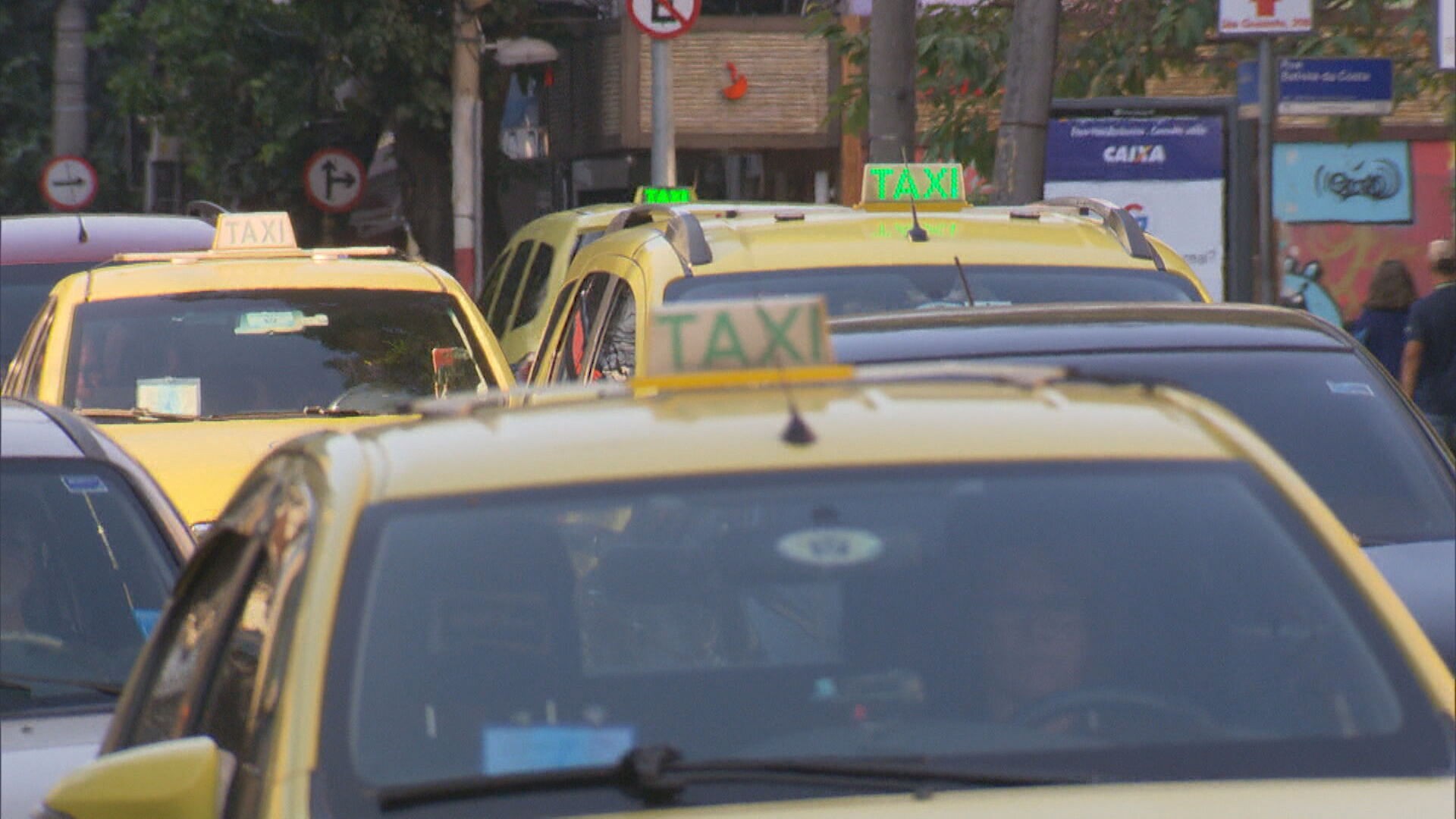 A partir de 2 de janeiro, corrida de táxi ficará mais cara no Rio