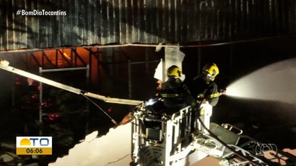 Empresários calculam R$ 2 milhões de prejuízo após incêndio em loja de autopeças
