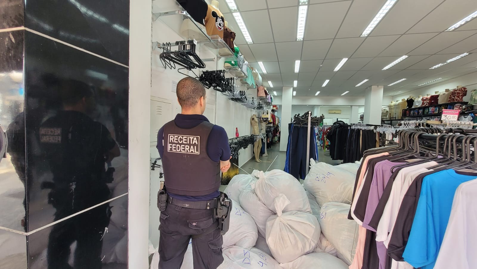 Receita Federal apreende mais de R$ 1 milhão em produtos falsificados em Bauru