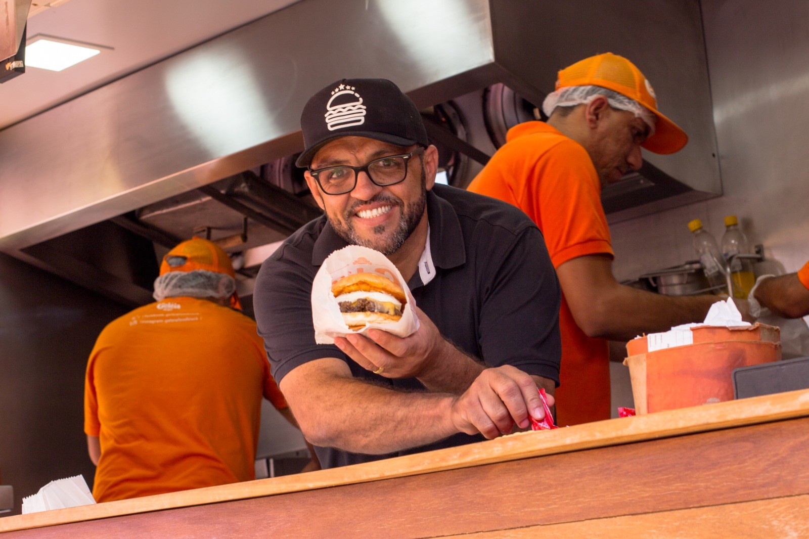 


Do low carb ao 'bomba': Dia do Hambúrguer movimenta hamburguerias no DF; veja promoções
