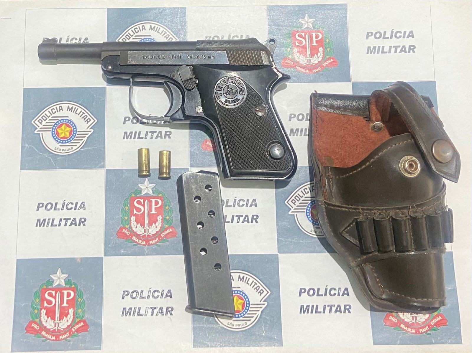 Genro é preso com arma após sogra receber ligação da filha contando sobre ameaça no interior de SP