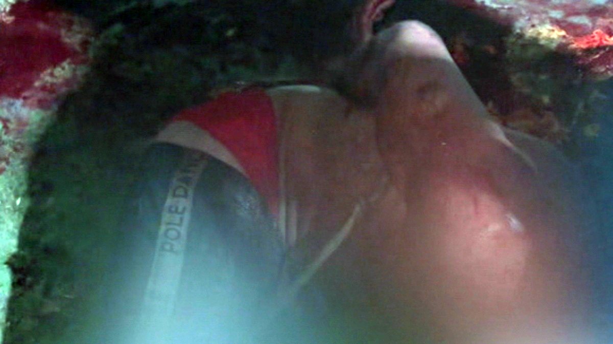 Traficantes do Comando Vermelho também explodiam caixas eletrônicos e negociavam carros roubados, diz denúncia do MPRJ