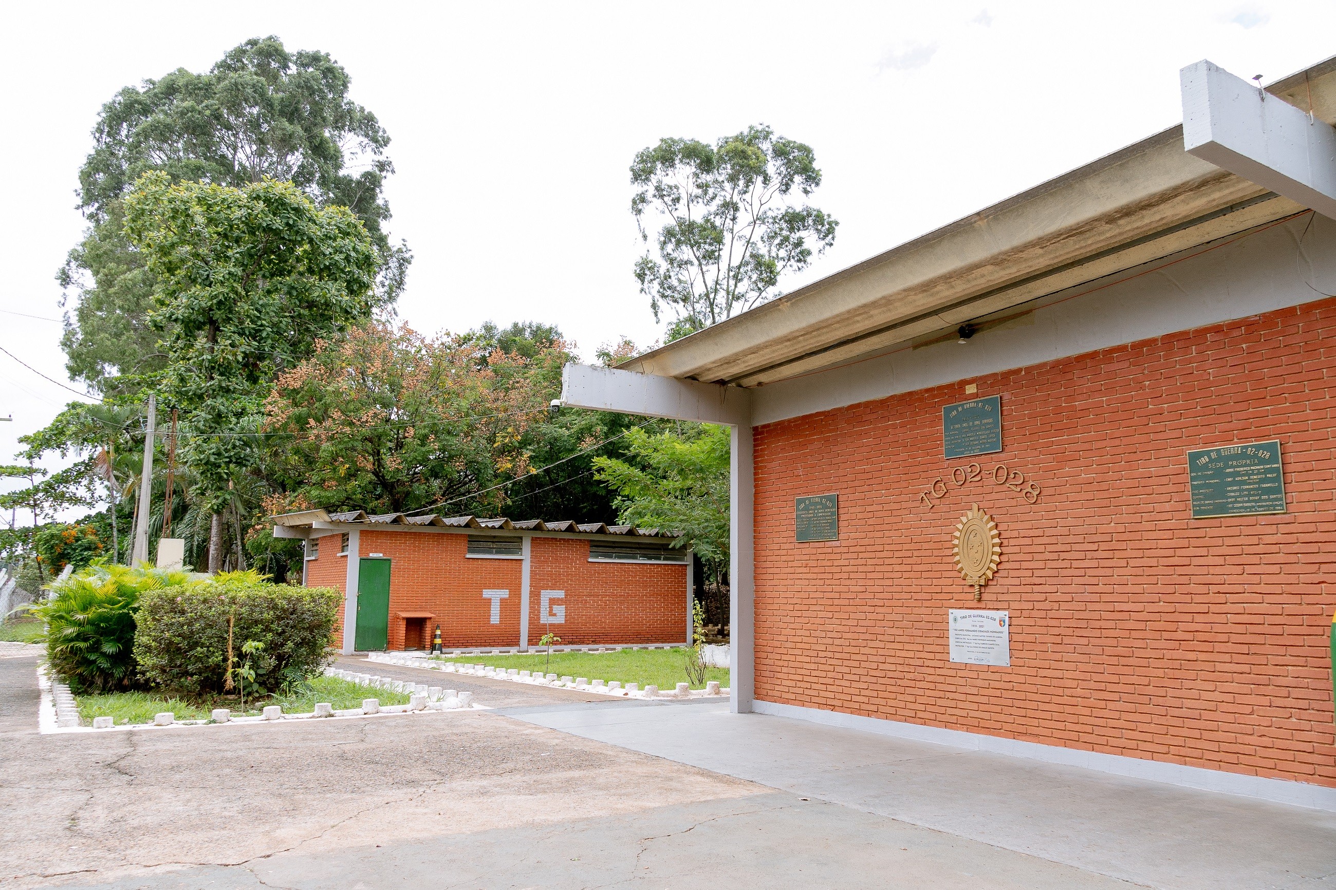 Piracicaba monta unidade no Tiro de Guerra para atender moradores com sintomas gripais e de dengue