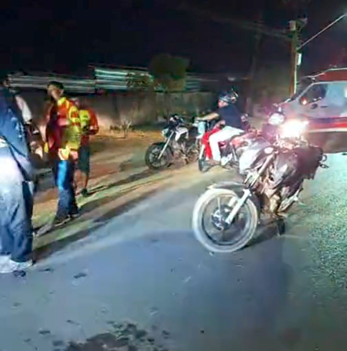 Mulher de 34 anos morre após moto bater em calçada e tombar em Santarém