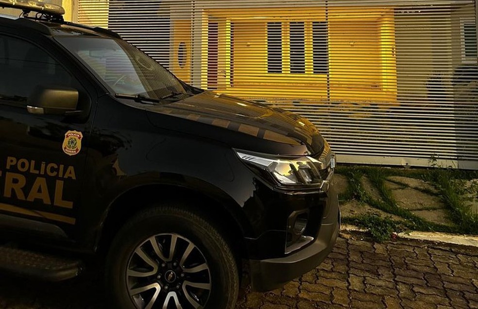 PF realiza busca e apreensão contra suspeitos de fraudar licitações e desviar recursos públicos destinados a compra de livros escolares no MA — Foto: Divulgação/Polícia Federal