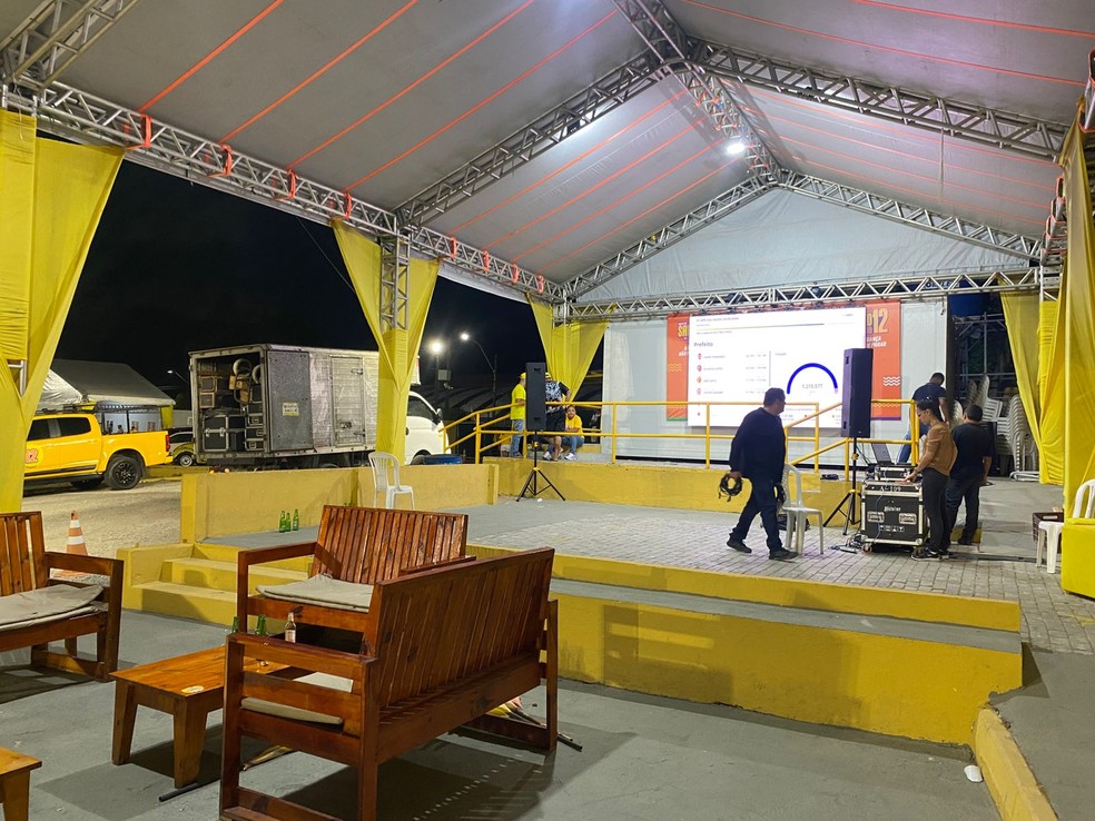 Sarto não compareceu ao comitê de campanha na noite deste domingo para acompanhar ou comentar os resultados da votação — Foto: Davi Rocha/SVM